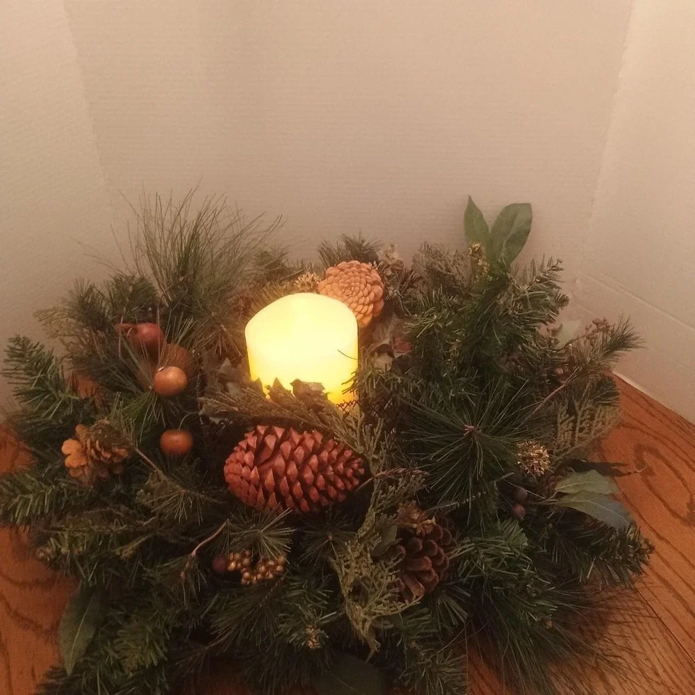 Christmas wreath with berries - battery operated candle